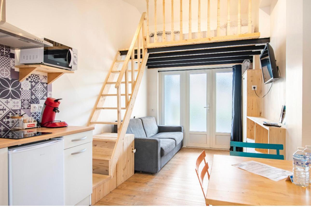 Villa Des Palmiers, Studio Cosy ヴィルヌーヴ・シュル・ロット エクステリア 写真